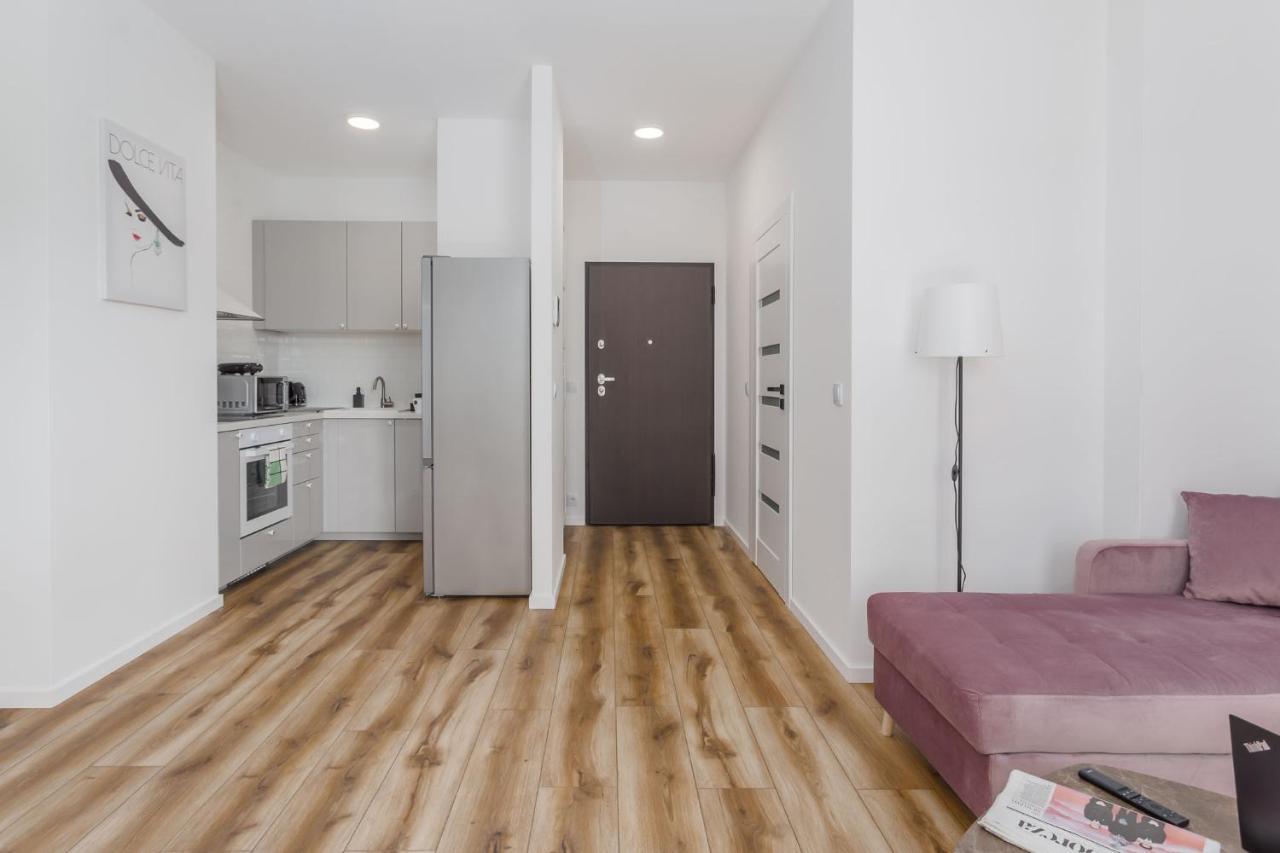 Apartament Enjoy! Mokotow Konstruktorska Warszawa Zewnętrze zdjęcie